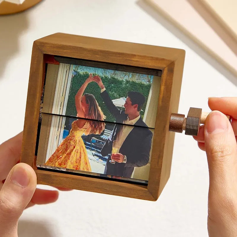 Custom Flip Book Frame Animation Machine Mechanical Hand-cranked Photo Album with Light Black Walnut Couple Photo Cube Frame Creative Gift