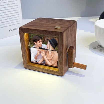 Custom Flip Book Frame Animation Machine Mechanical Hand-cranked Photo Album with Light Black Walnut Couple Photo Cube Frame Creative Gift