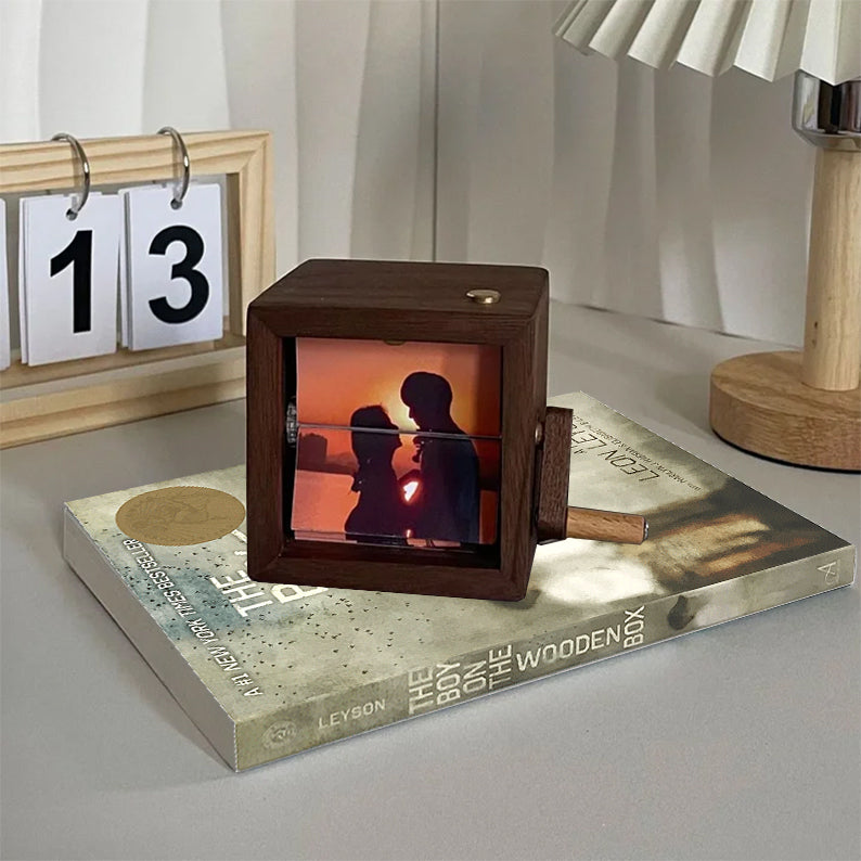 Custom Flip Book Frame Animation Machine Mechanical Hand-cranked Photo Album with Light Black Walnut Couple Photo Cube Frame Creative Gift